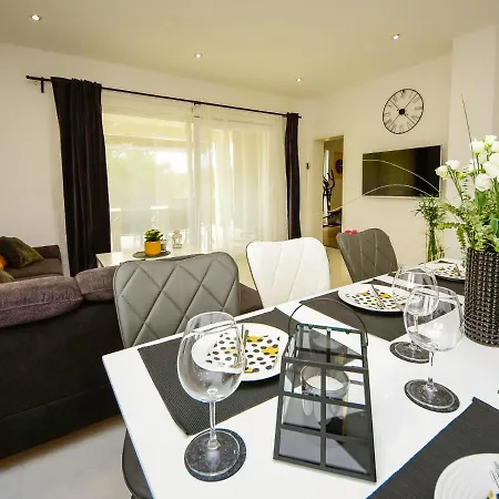 Holiday Home Babara * Zadar